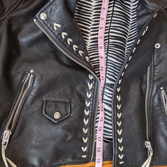 BLANK NYC leather jacket 🖤 - Picture 3 of 5